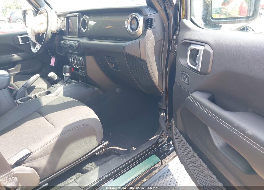 2022 JEEP WRANGLER UNLIMITED SAHARA 4X4 VIN: 1C4HJXEN2NW241415