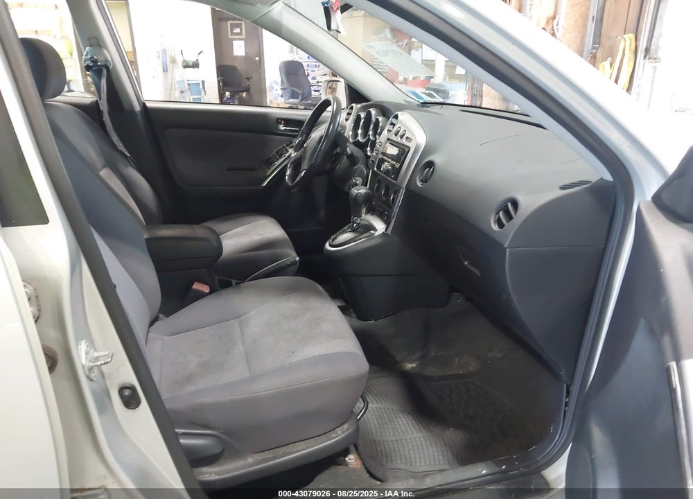 2004 TOYOTA MATRIX/XR VIN: 2T1KR32E64C257930