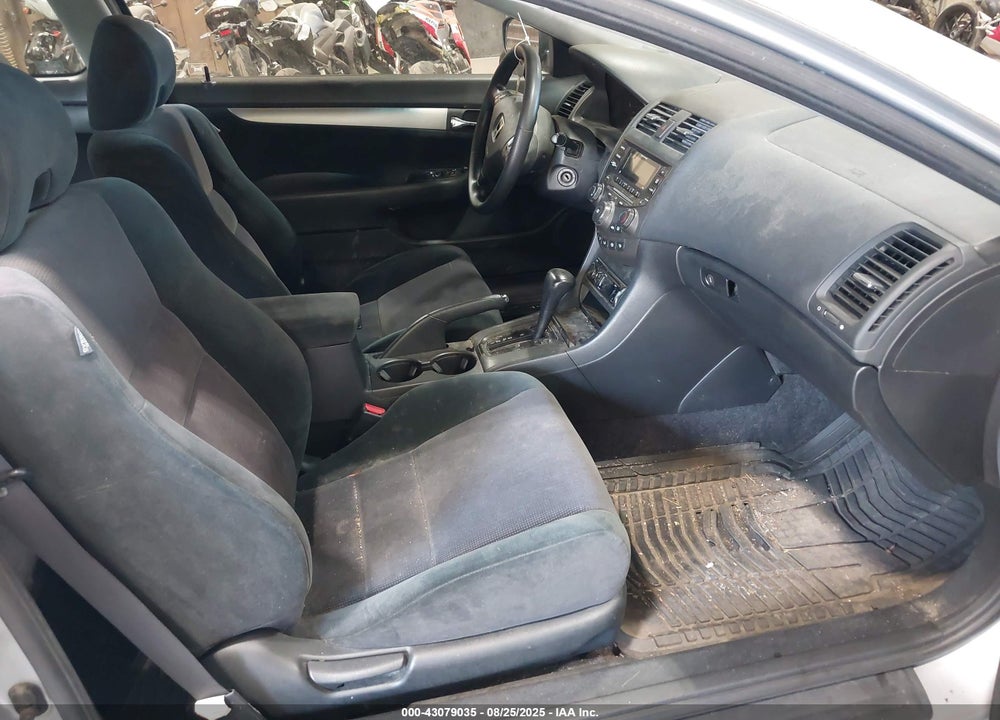 2003 HONDA ACCORD 3.0 LX VIN: 1HGCM82223A016084