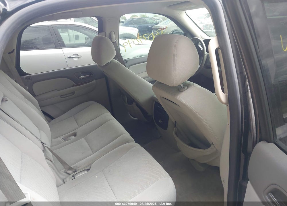 2008 CHEVROLET TAHOE VIN: 1GNFC13028J103002