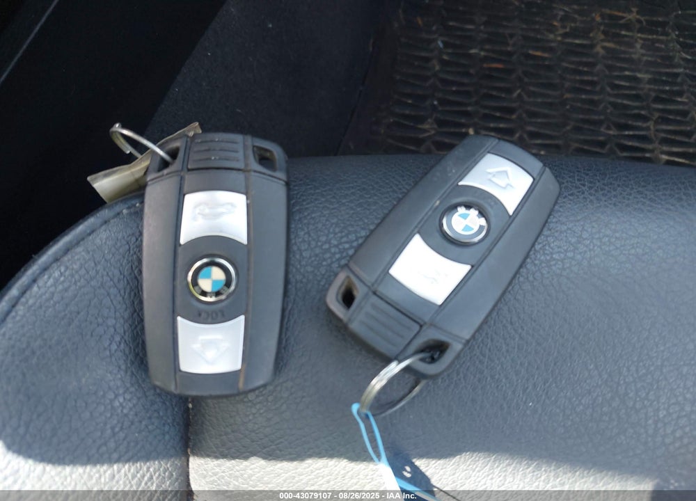2014 BMW X1 VIN: WBAVL1C5XEVR93931