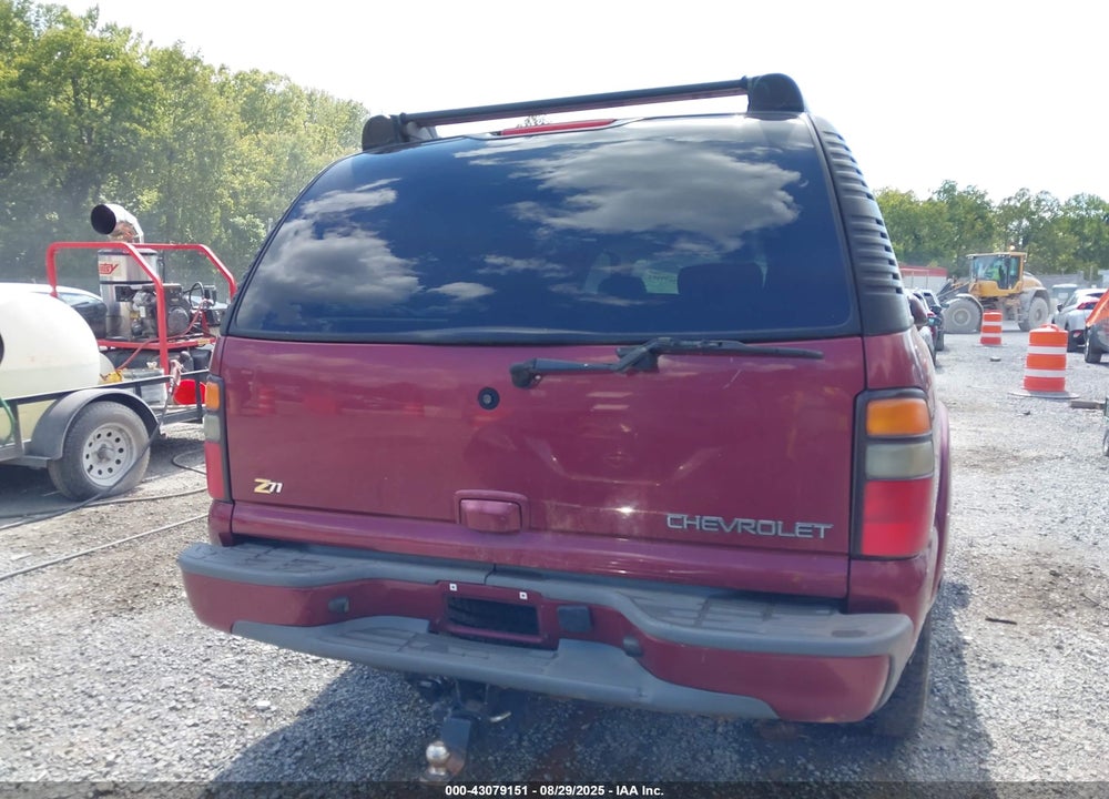 2004 CHEVROLET SUBURBAN 1500 Z71 VIN: 3GNFK16Z04G129350
