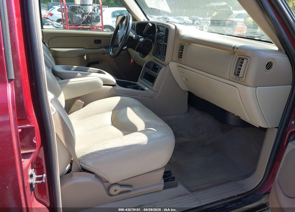 2004 CHEVROLET SUBURBAN 1500 Z71 VIN: 3GNFK16Z04G129350