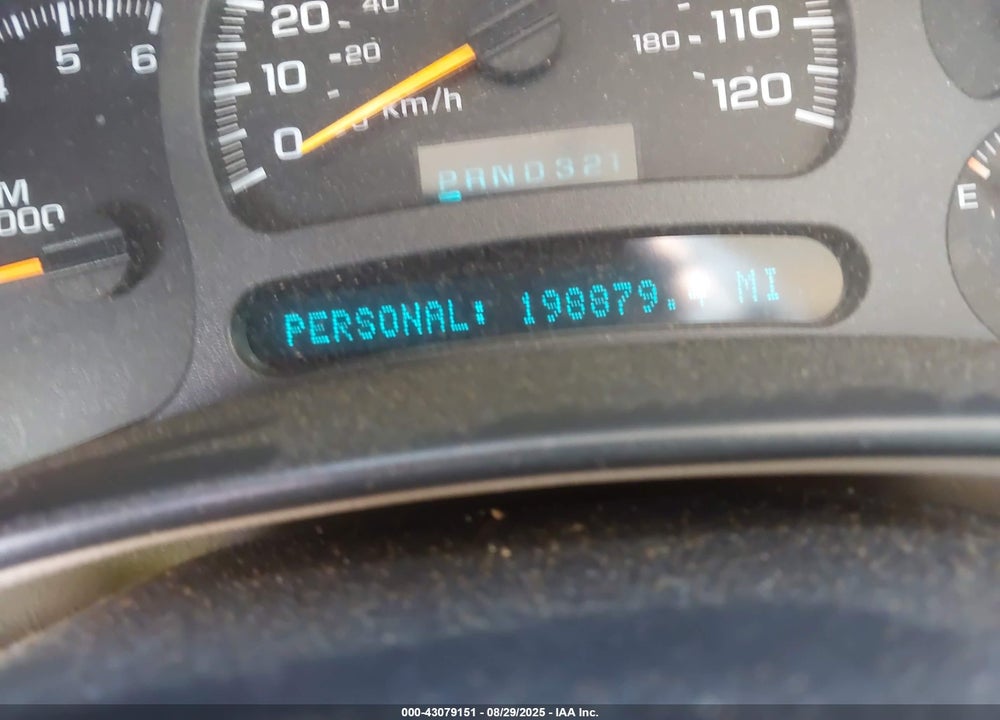 2004 CHEVROLET SUBURBAN 1500 Z71 VIN: 3GNFK16Z04G129350