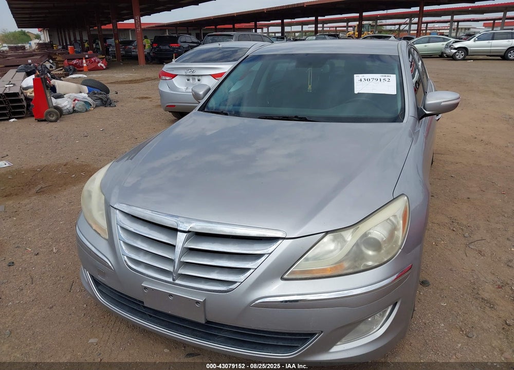 2013 HYUNDAI GENESIS VIN: KMHGC4DDXDU243061