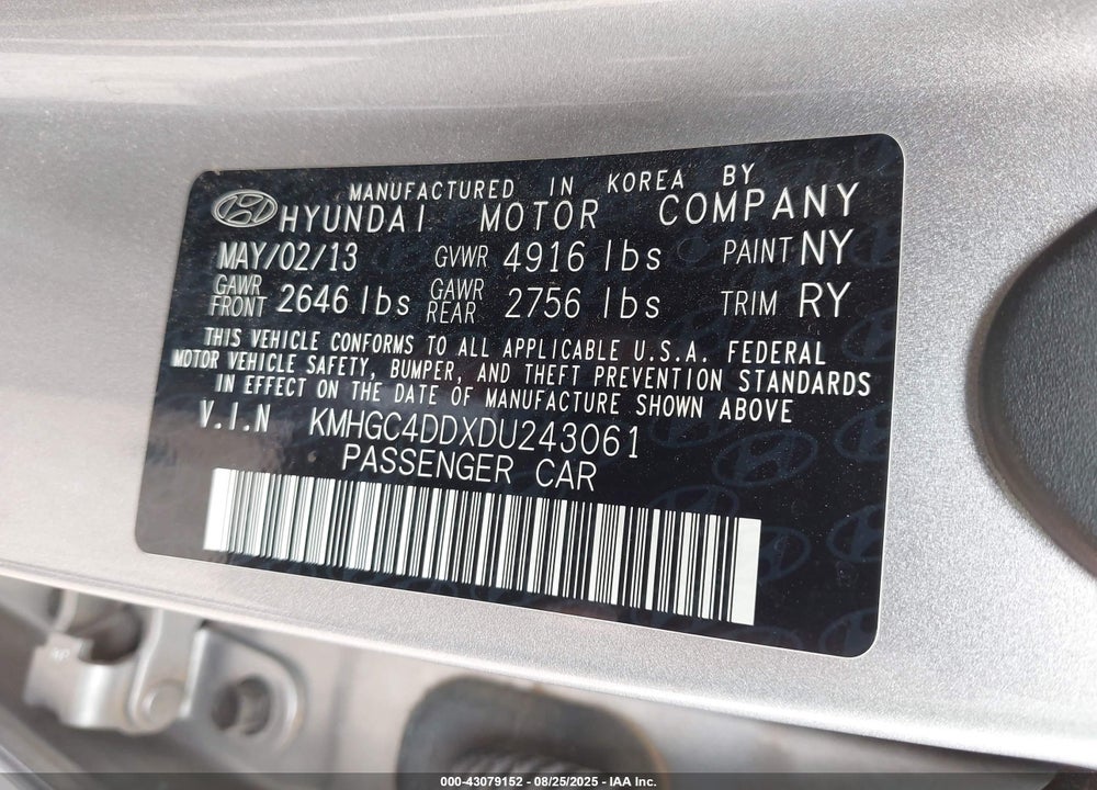 2013 HYUNDAI GENESIS VIN: KMHGC4DDXDU243061