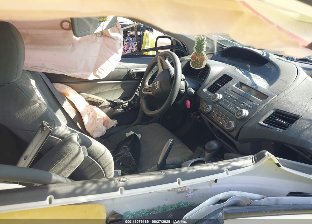 2010 HONDA CIVIC VIN: 2HGFG1B61AH536113