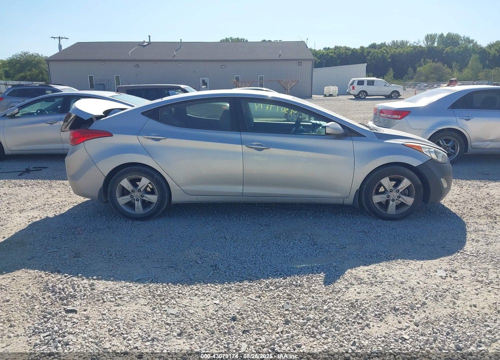 2013 HYUNDAI ELANTRA VIN: 5NPDH4AE5DH401354