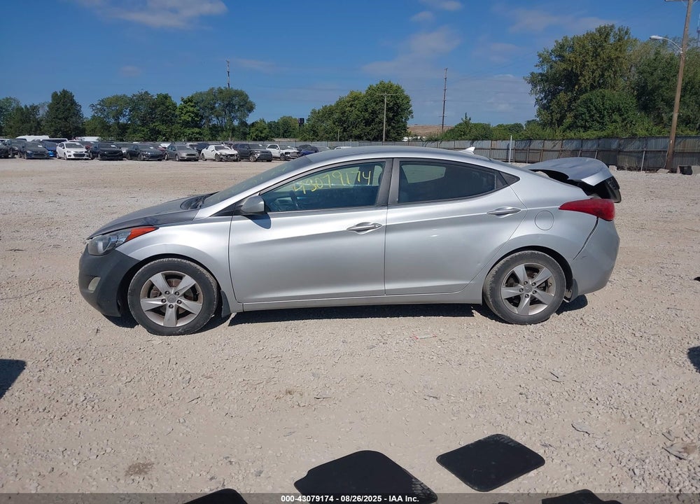 2013 HYUNDAI ELANTRA VIN: 5NPDH4AE5DH401354
