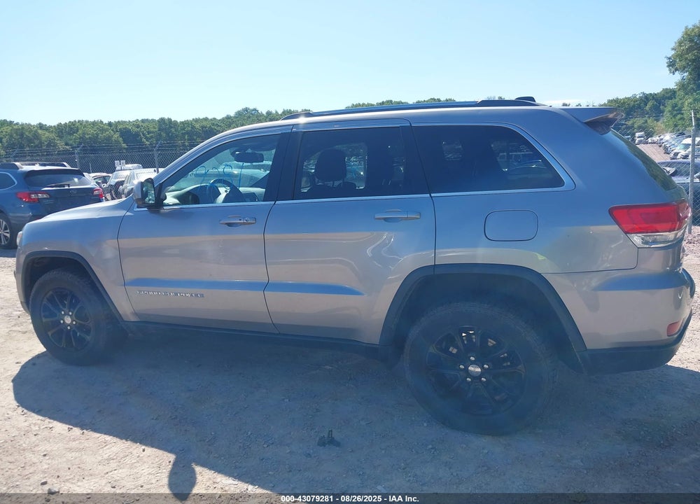 2015 JEEP GRAND CHEROKEE LAREDO VIN: 1C4RJFAG7FC830291