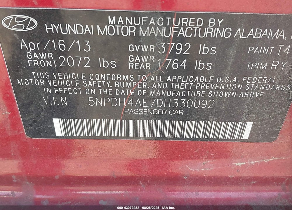 2013 HYUNDAI ELANTRA VIN: 5NPDH4AE7DH330092