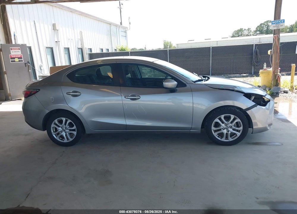 2016 SCION IA VIN: 3MYDLBZV5GY143014