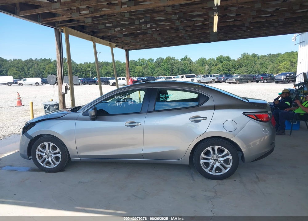 2016 SCION IA VIN: 3MYDLBZV5GY143014