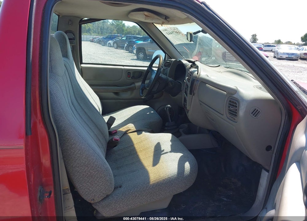 1998 ISUZU HOMBRE S VIN: 1GGCS144XW8667516