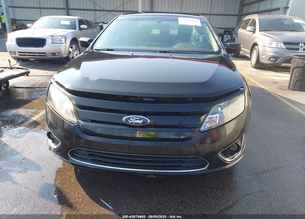 2011 FORD FUSION VIN: 3FAHP0HA0BR327275