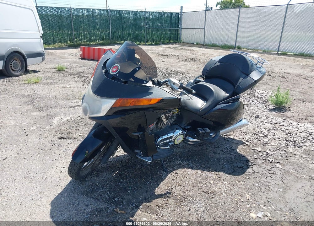 2008 VICTORY MOTORCYCLES VISION DELUXE VIN: 5VPSD36D883004852