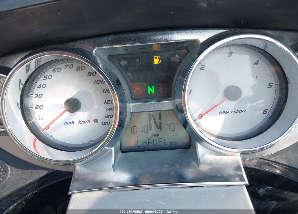 2008 VICTORY MOTORCYCLES VISION DELUXE VIN: 5VPSD36D883004852