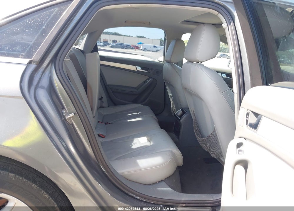 2013 AUDI A4 VIN: WAUAFAFL4DN016105