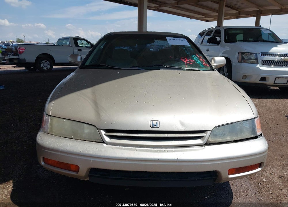 1995 HONDA ACCORD LX VIN: 1HGCD7130SA006463