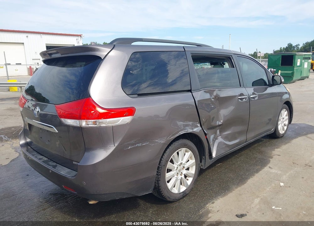 2013 TOYOTA SIENNA LIMITED V6 7 PASSENGER VIN: 5TDYK3DC6DS364736