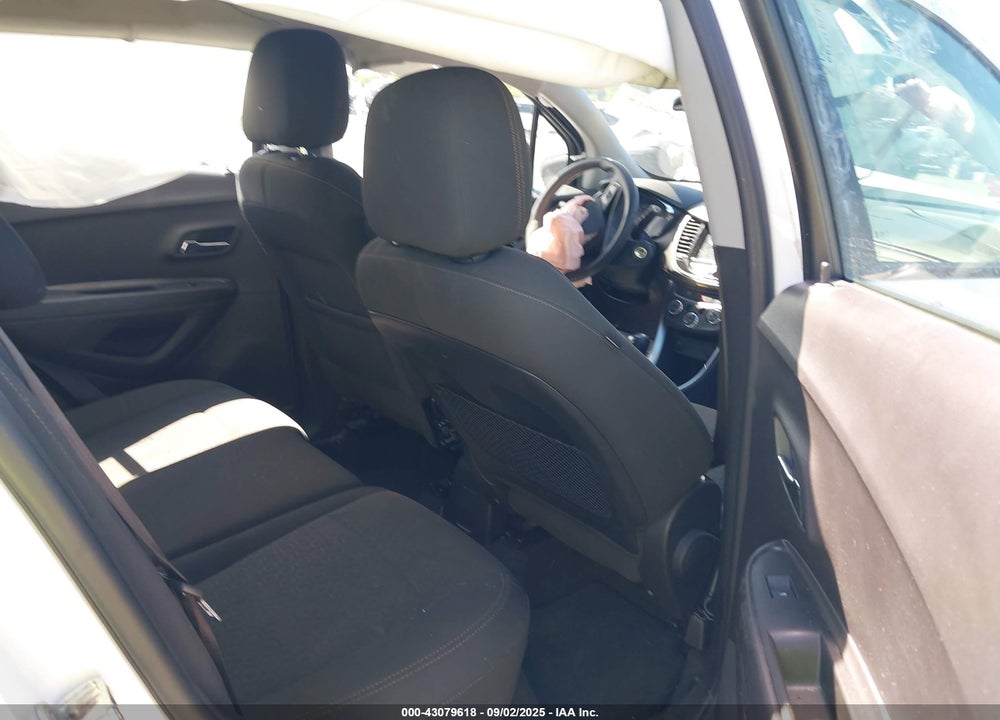 2018 CHEVROLET TRAX VIN: KL7CJNSB4JB722936
