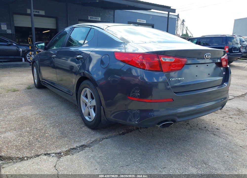 2015 KIA OPTIMA VIN: KNAGM4A77F5626899
