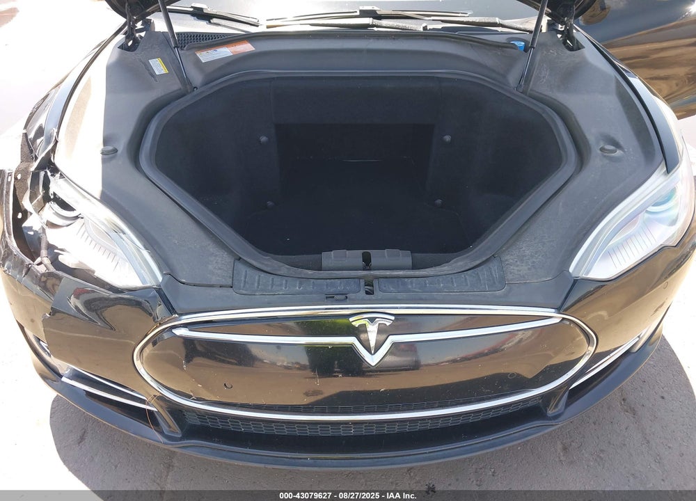 2014 TESLA MODEL S VIN: 5YJSA1H18EFP35200