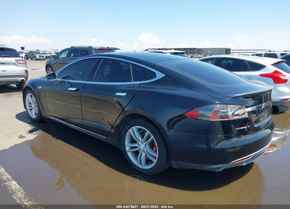 2014 TESLA MODEL S VIN: 5YJSA1H18EFP35200