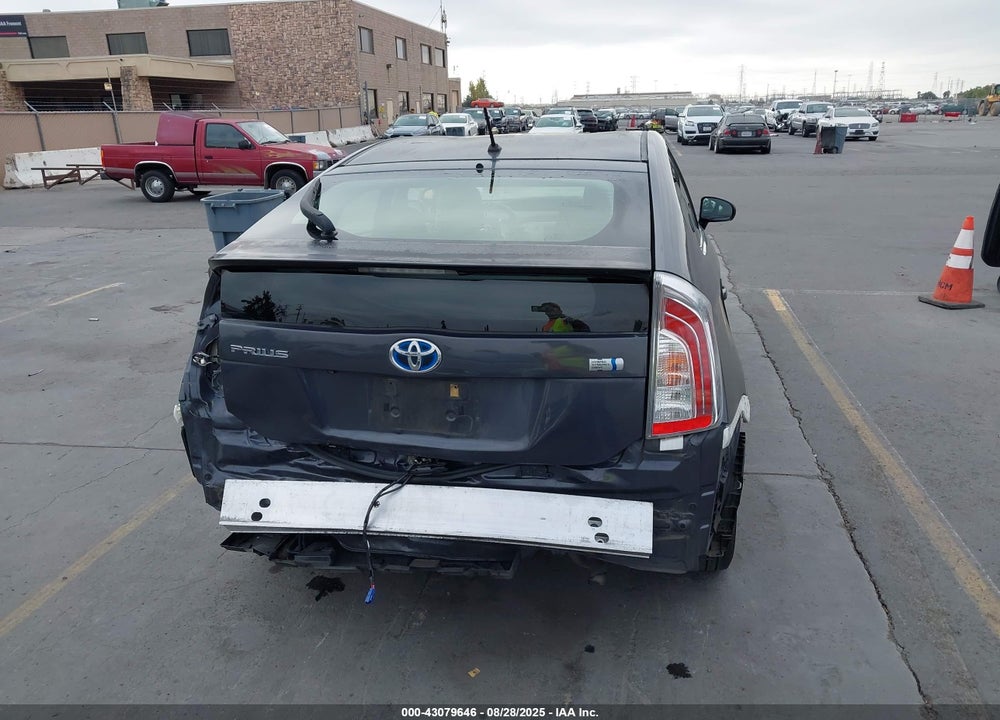 2015 TOYOTA PRIUS TWO VIN: JTDKN3DU2F1968936