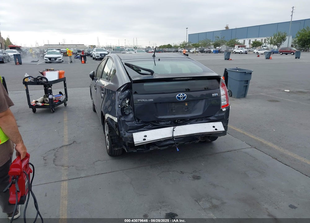 2015 TOYOTA PRIUS TWO VIN: JTDKN3DU2F1968936