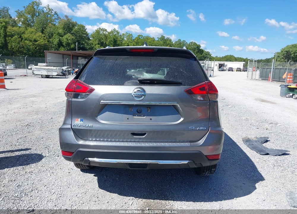 2017 NISSAN ROGUE SL VIN: 5N1AT2MV1HC883755