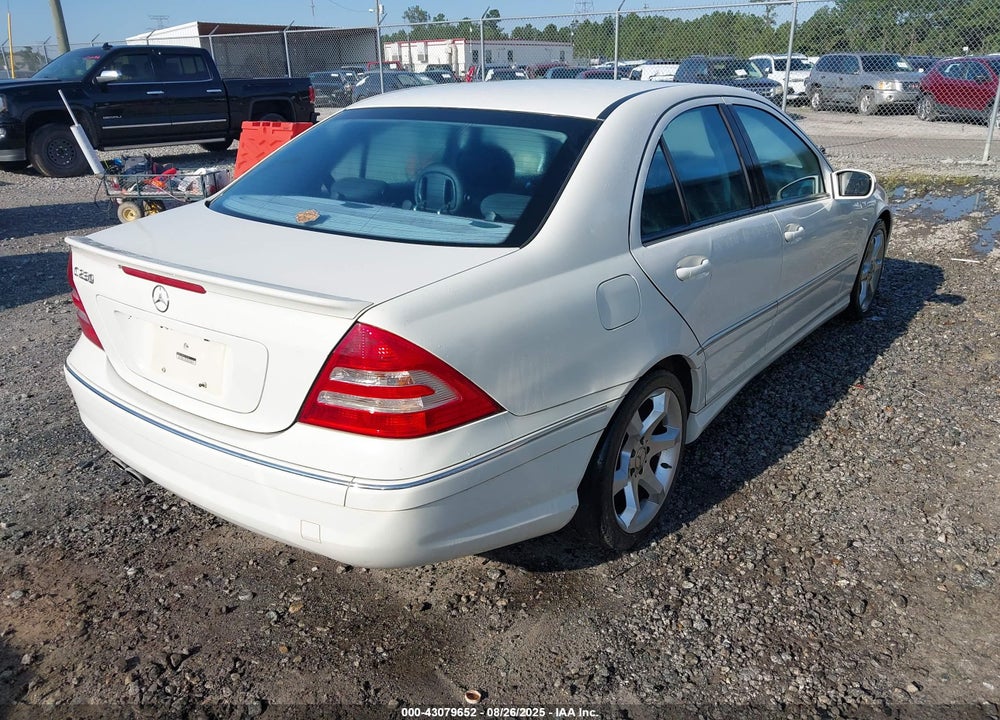 2007 MERCEDES-BENZ C 230 VIN: WDBRF52H87A942029