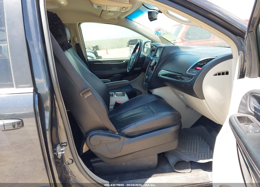 2014 CHRYSLER TOWN & COUNTRY TOURING VIN: 2C4RC1BGXER207412