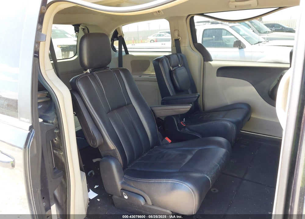 2014 CHRYSLER TOWN & COUNTRY TOURING VIN: 2C4RC1BGXER207412