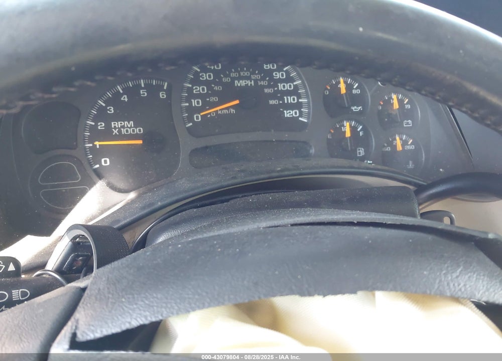 2004 CHEVROLET TAHOE LT VIN: 1GNEK13Z84R186217