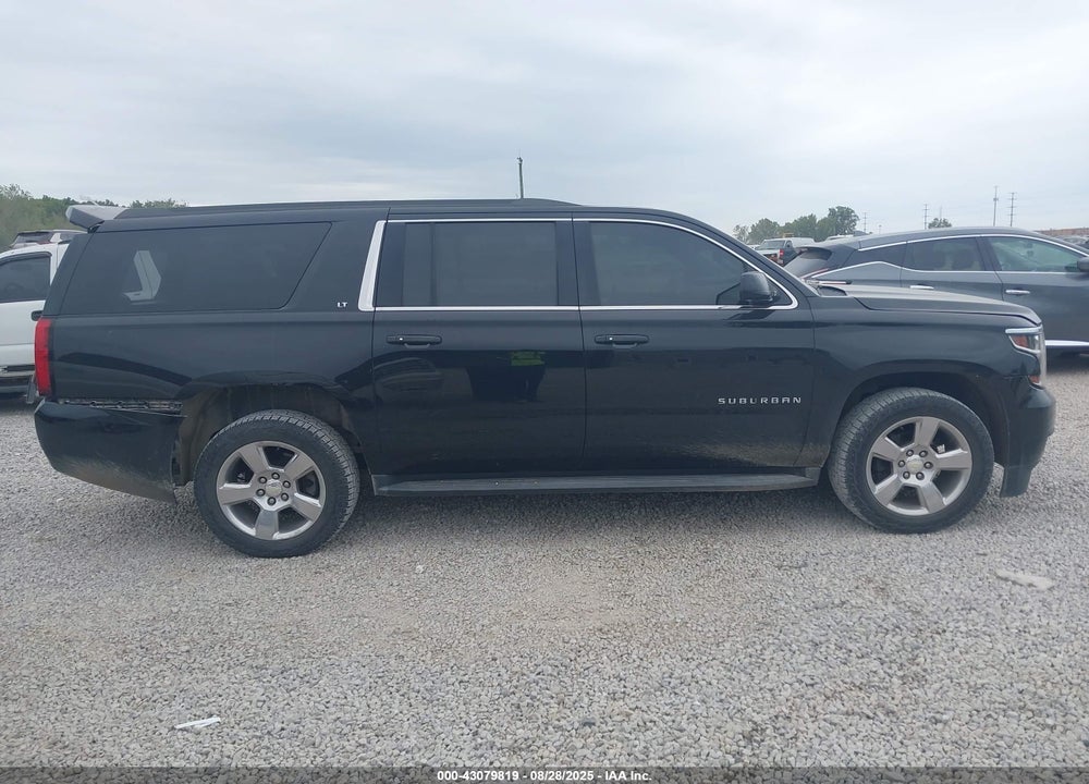 2017 CHEVROLET SUBURBAN VIN: 1GNSKHKC0HR148611