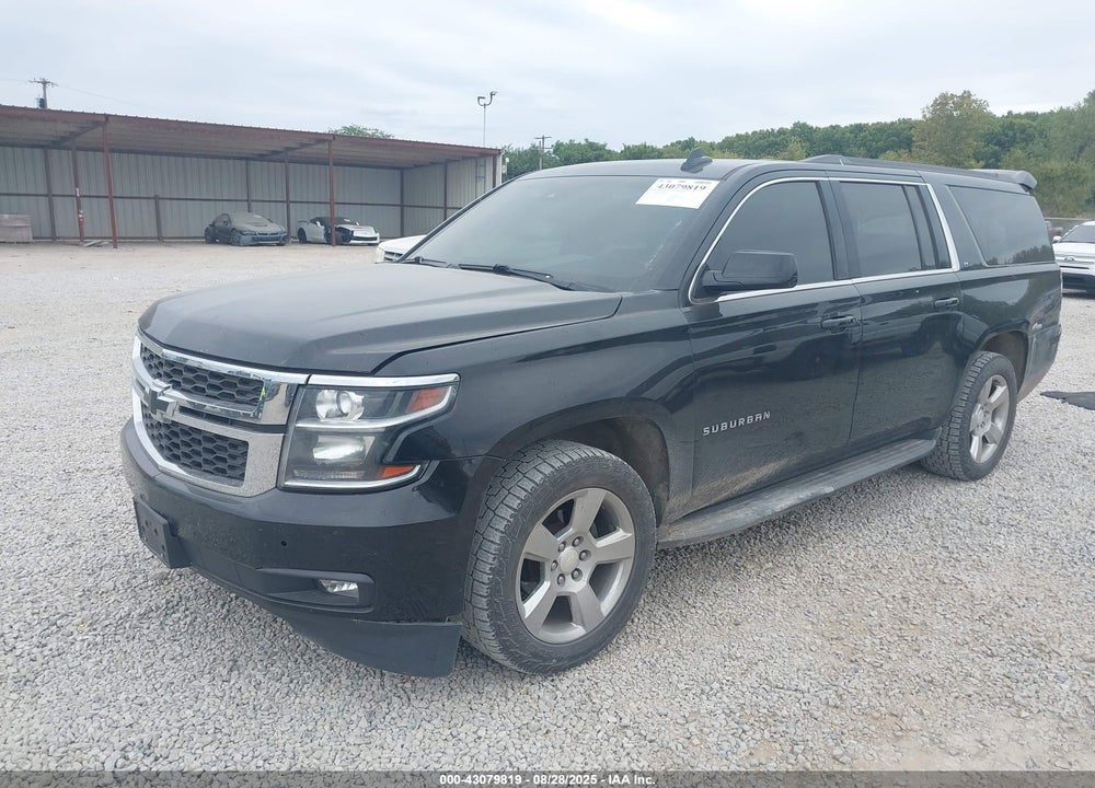 2017 CHEVROLET SUBURBAN VIN: 1GNSKHKC0HR148611