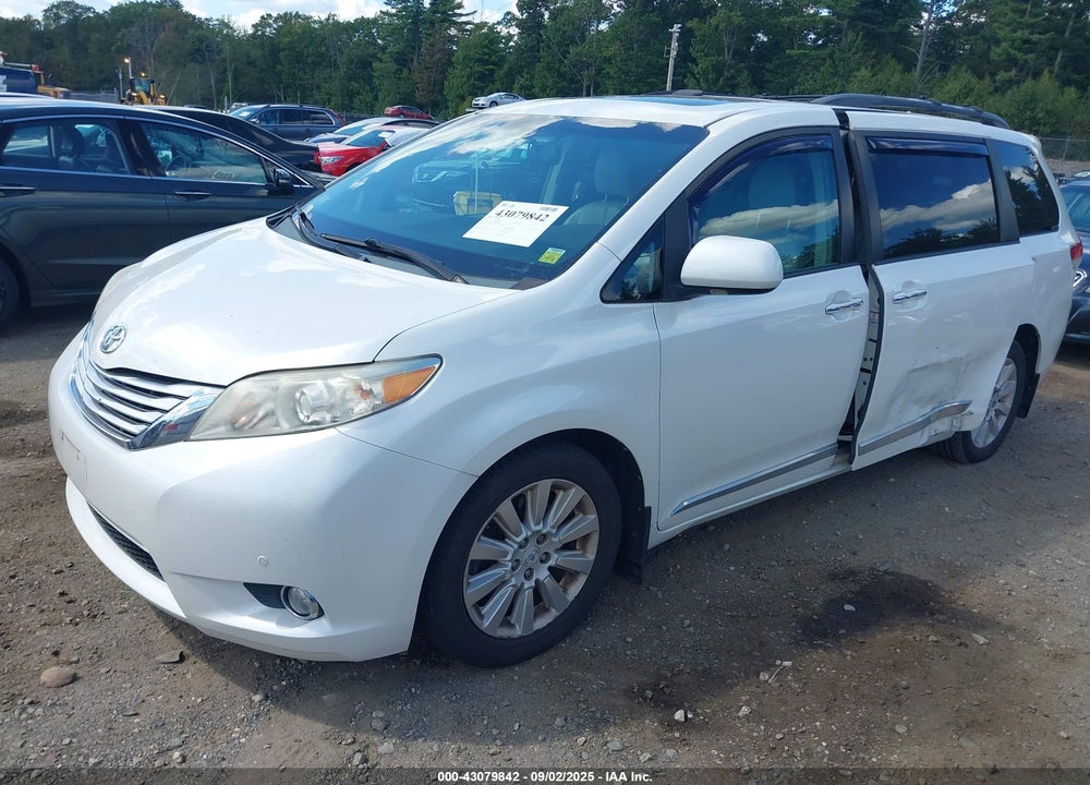 2011 TOYOTA SIENNA LIMITED VIN: 5TDDK3DC5BS018611