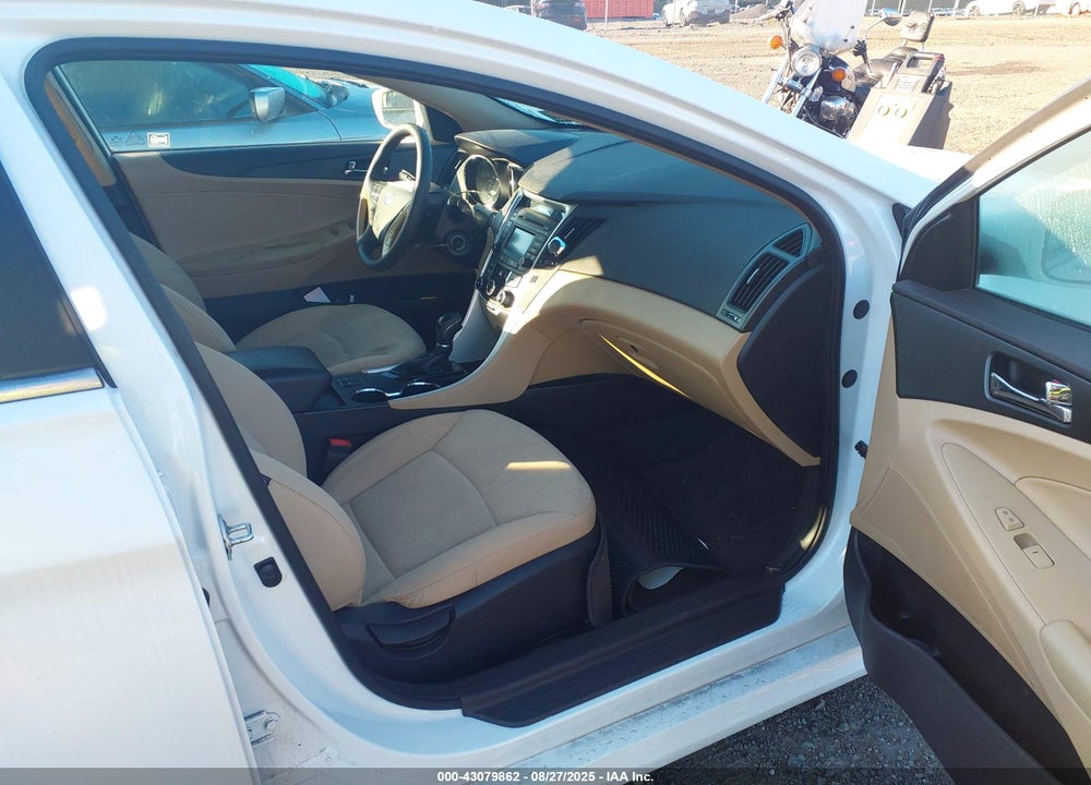 2014 HYUNDAI SONATA VIN: 5NPEB4AC2EH860394