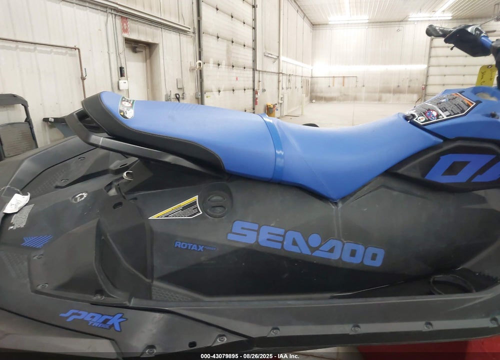 2022 SEADOO SPARK VIN: YDV22040J122