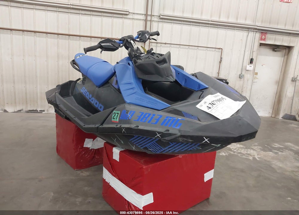 2022 SEADOO SPARK VIN: YDV22040J122