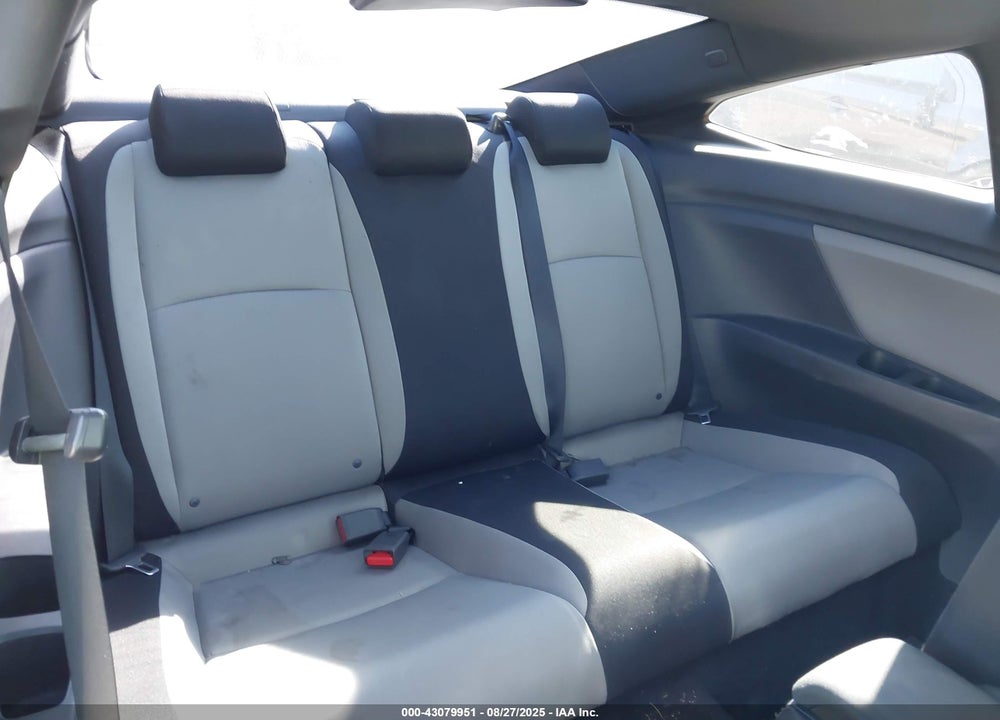 2016 HONDA CIVIC VIN: 2HGFC3B30GH351749