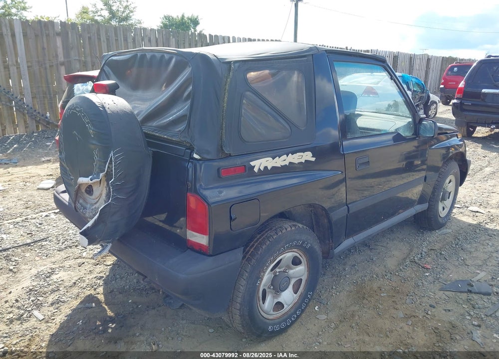 1996 GEO TRACKER VIN: 2CNBJ1863T6941857