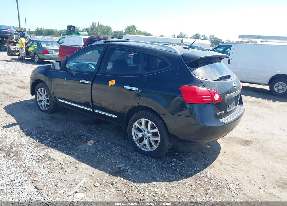 2013 NISSAN ROGUE SV W/SL PKG VIN: JN8AS5MV1DW621627