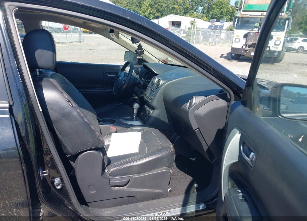 2013 NISSAN ROGUE SV W/SL PKG VIN: JN8AS5MV1DW621627