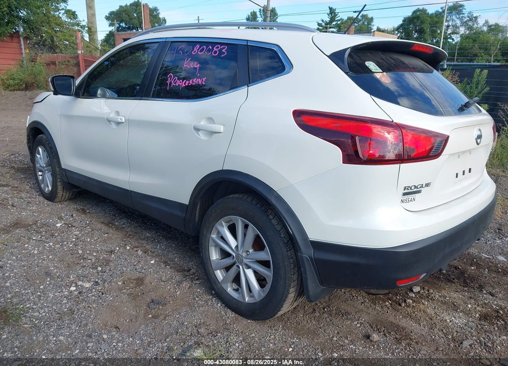 2017 NISSAN ROGUE SPORT VIN: JN1BJ1CP6HW013660
