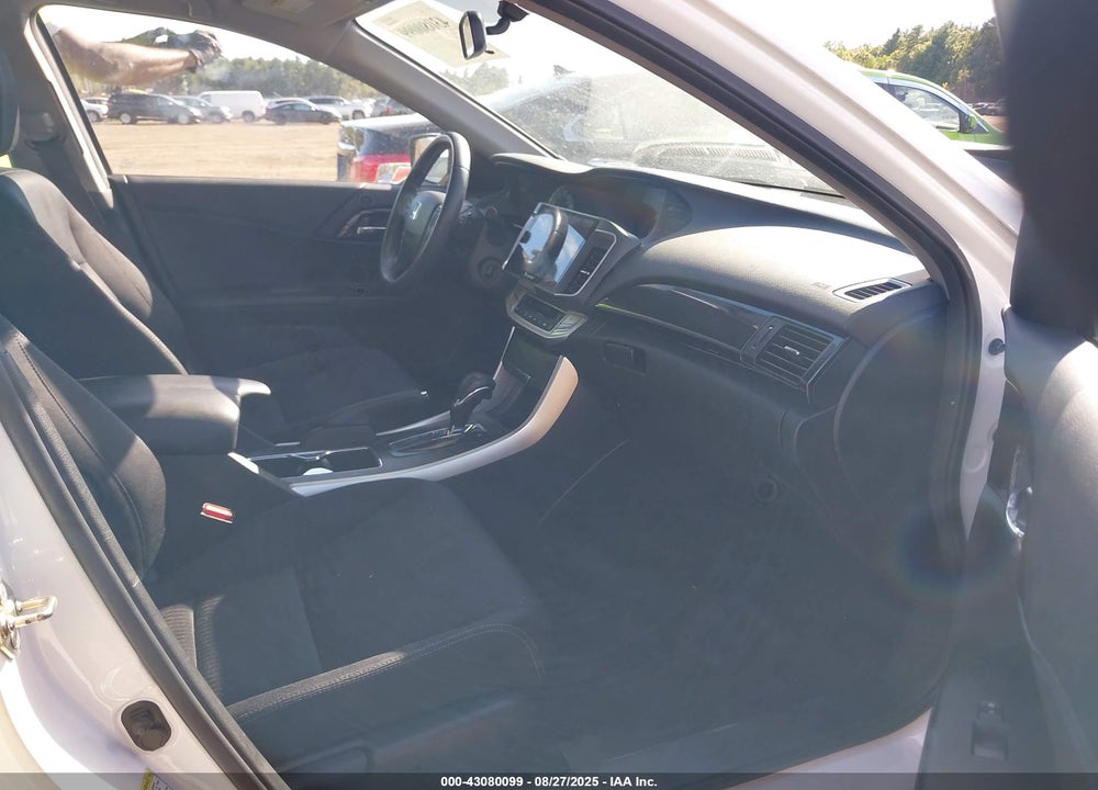 2014 HONDA ACCORD VIN: 1HGCR2F57EA263204
