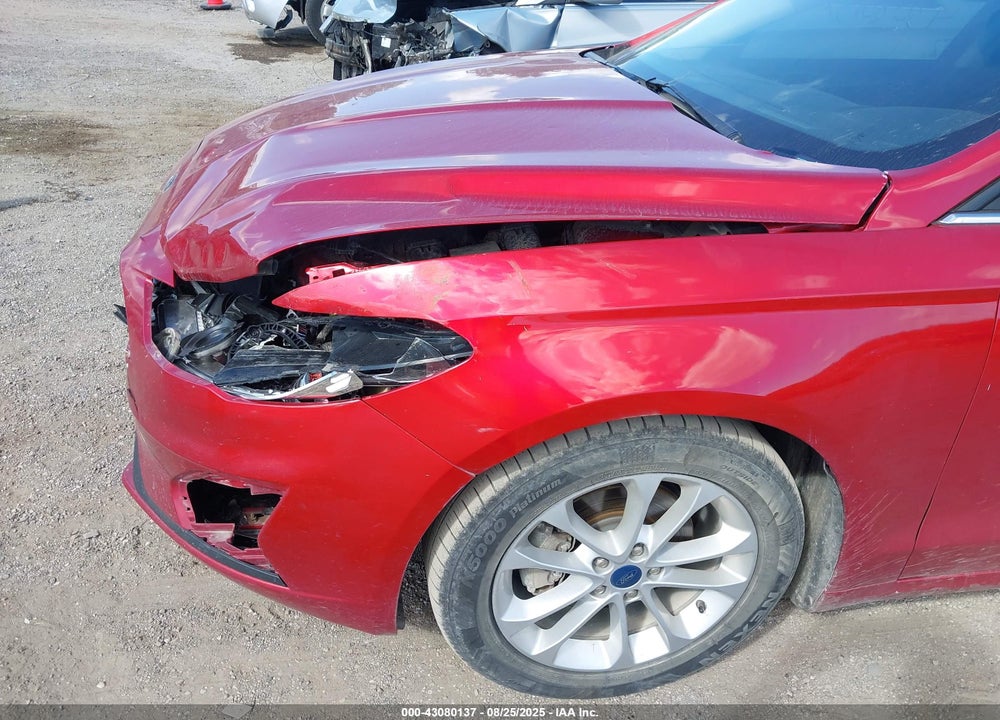 2020 FORD FUSION VIN: 3FA6P0HD8LR110835