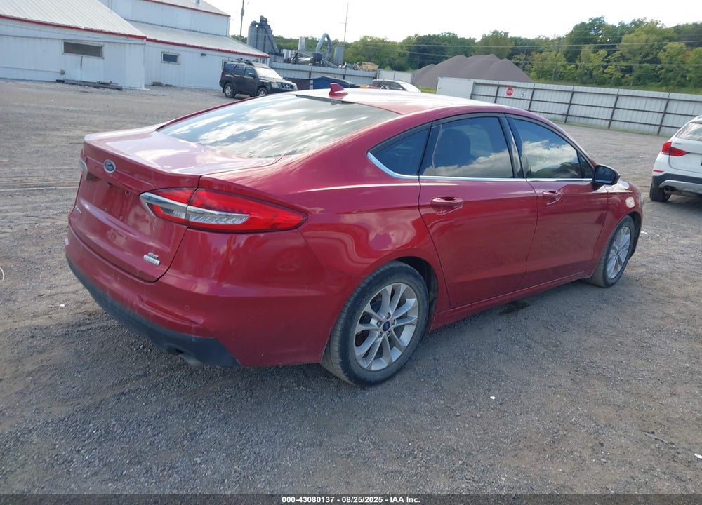 2020 FORD FUSION VIN: 3FA6P0HD8LR110835
