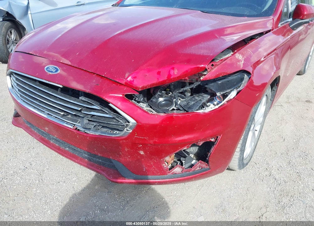 2020 FORD FUSION VIN: 3FA6P0HD8LR110835